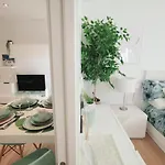 Turquesa :) Parking And Wifi Apartment