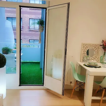 Turquesa :) Parking And Wifi Appartement